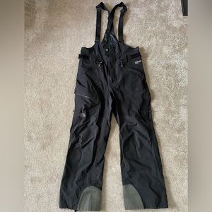 North Face GORE-TEX snow bibs ⛷️🏂